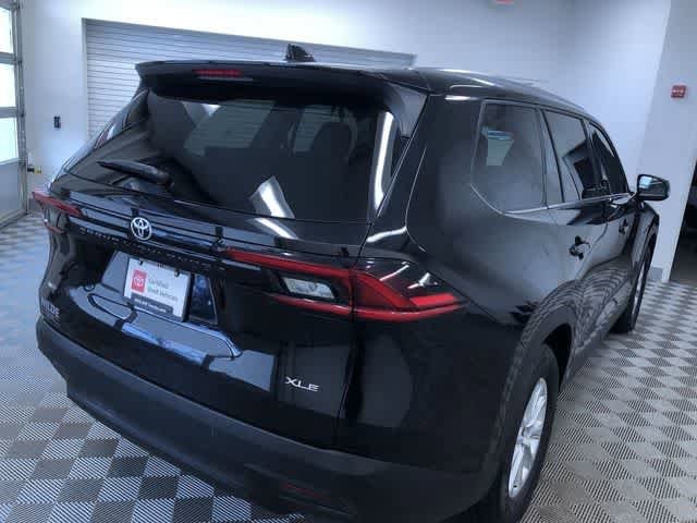 Thumbnail: 2025 Toyota Grand Highlander - 36