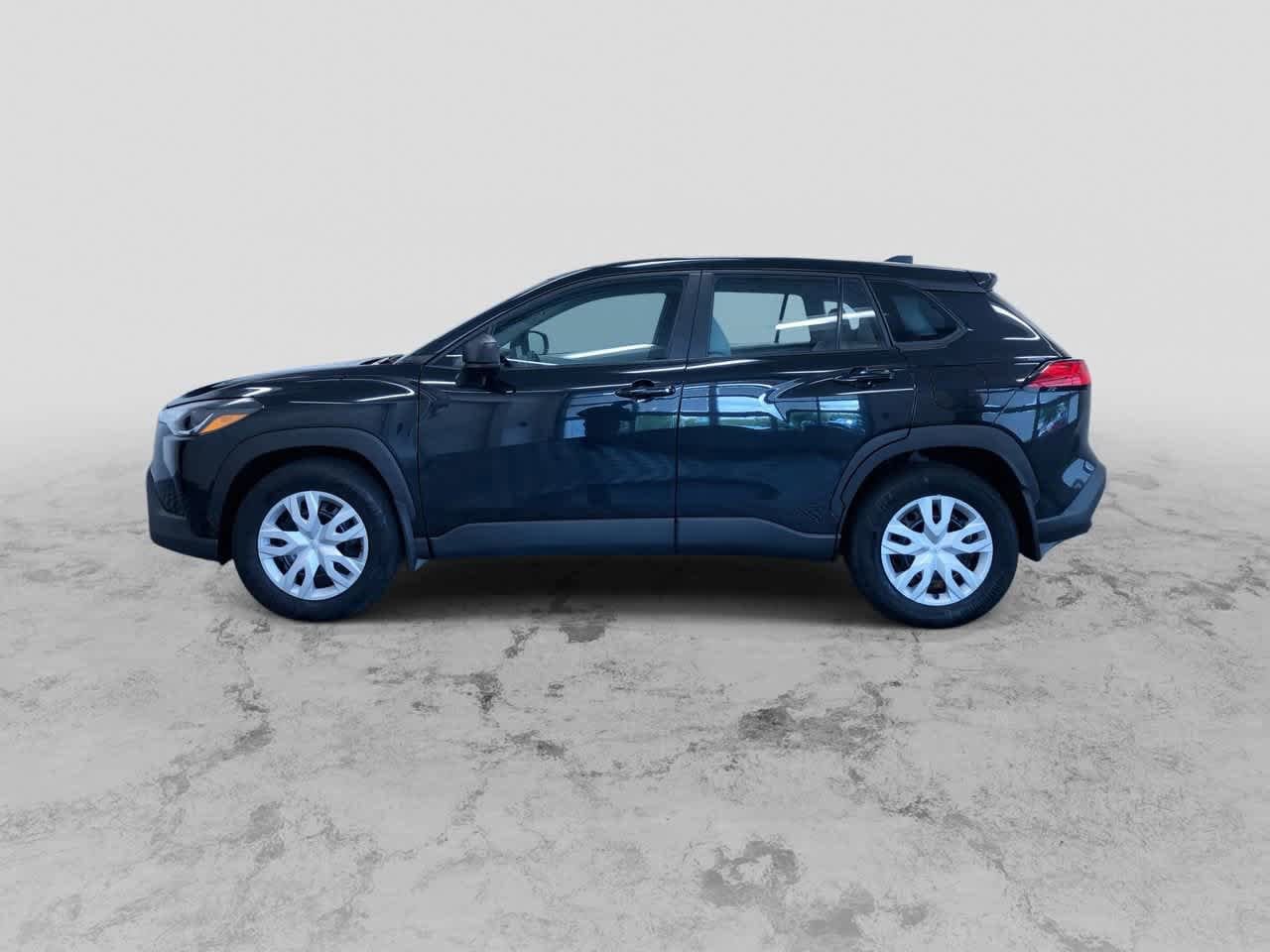 2022 Toyota Corolla Cross L 6