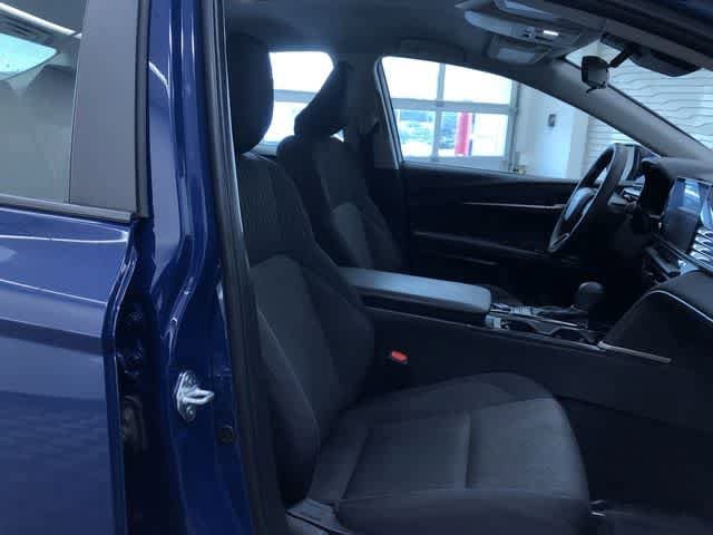 Thumbnail: 2025 Toyota Camry - 23