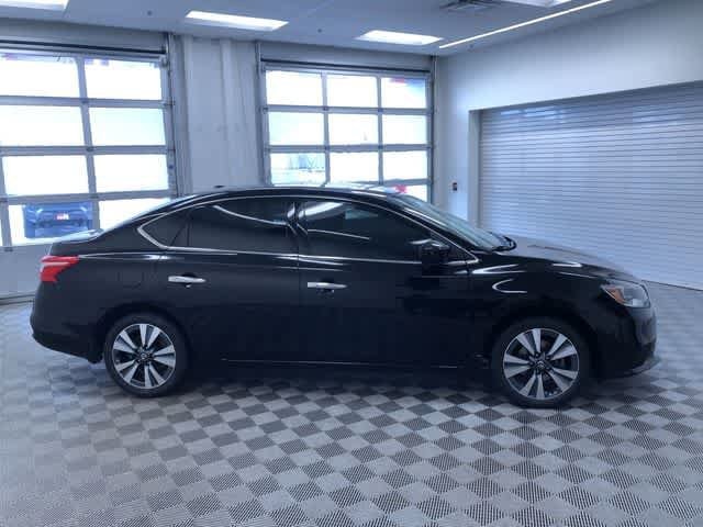 Thumbnail: 2019 Nissan Sentra - 35