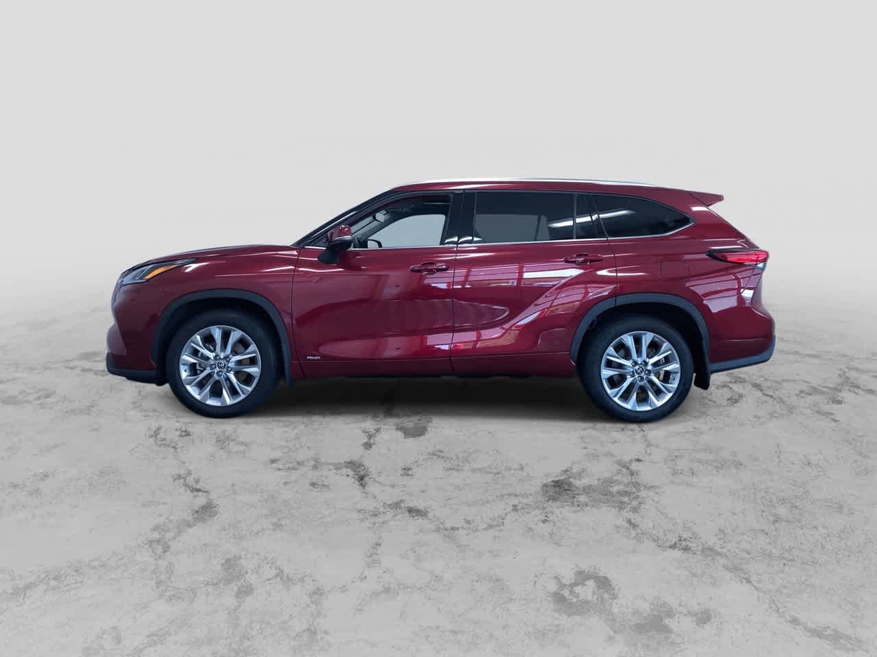 Thumbnail: 2022 Toyota Highlander - 6