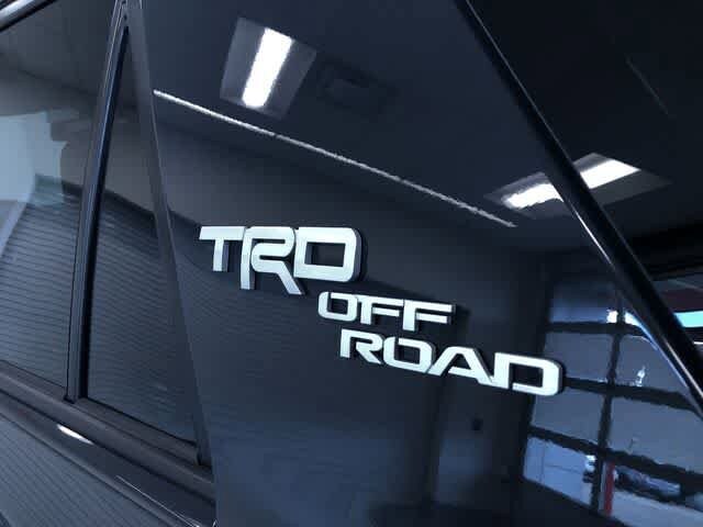 Thumbnail: 2024 Toyota 4Runner - 18