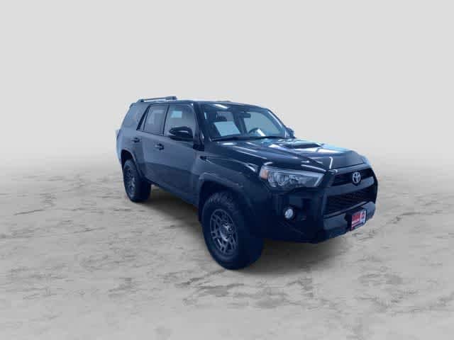 Thumbnail: 2017 Toyota 4Runner - 3
