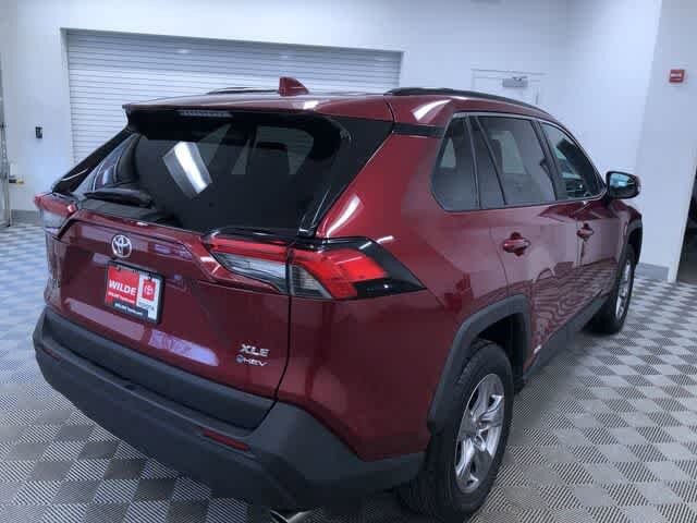 Thumbnail: 2025 Toyota RAV4 - 34