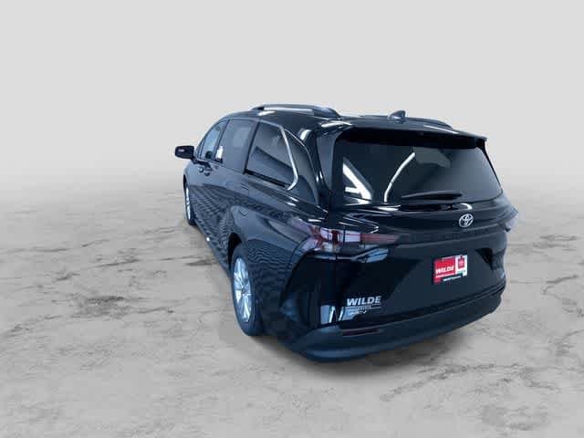 Thumbnail: 2026 Toyota Sienna - 7