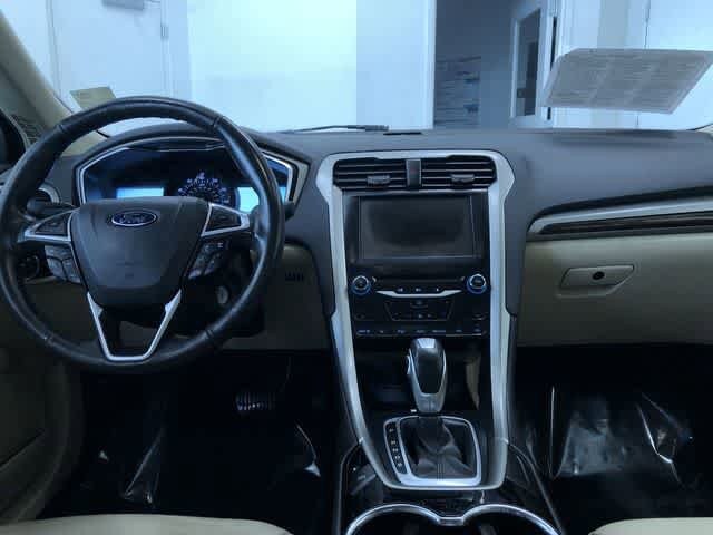 Thumbnail: 2014 Ford Fusion - 18