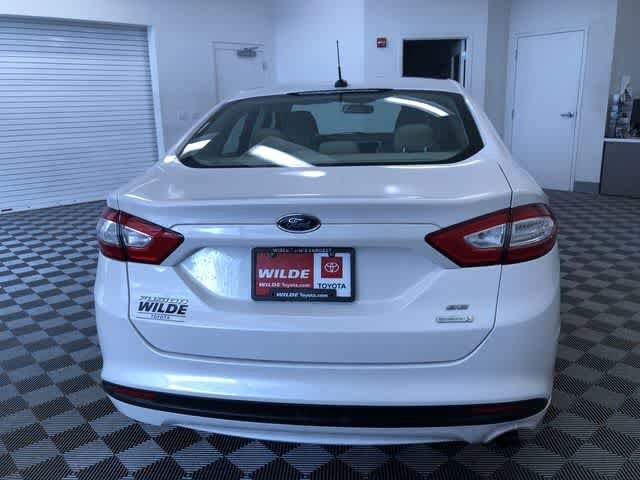 Thumbnail: 2014 Ford Fusion - 14