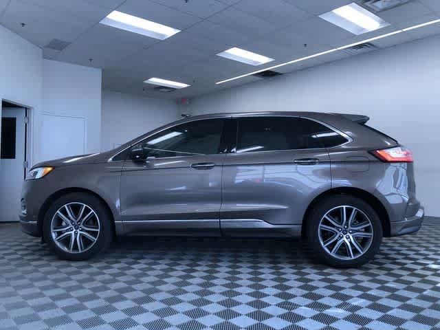 Thumbnail: 2019 Ford Edge - 12