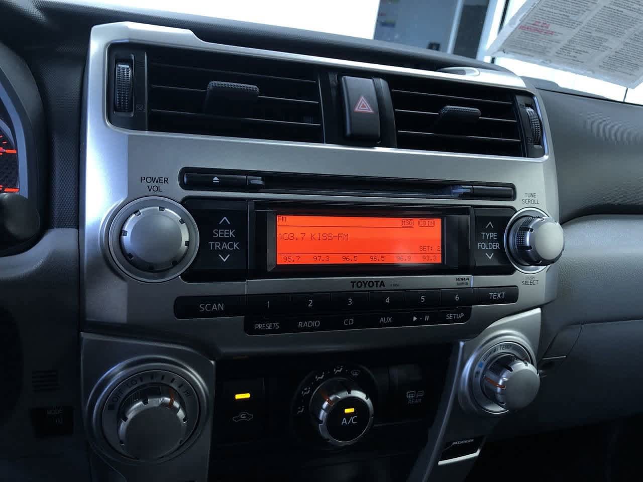 Thumbnail: 2013 Toyota 4Runner - 28