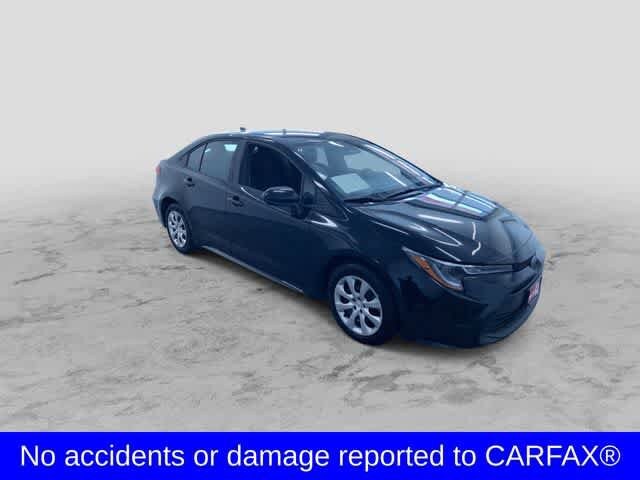 2024 Toyota Corolla LE photo 3