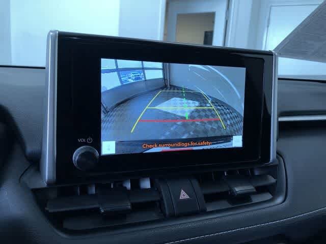 Thumbnail: 2025 Toyota RAV4 - 27