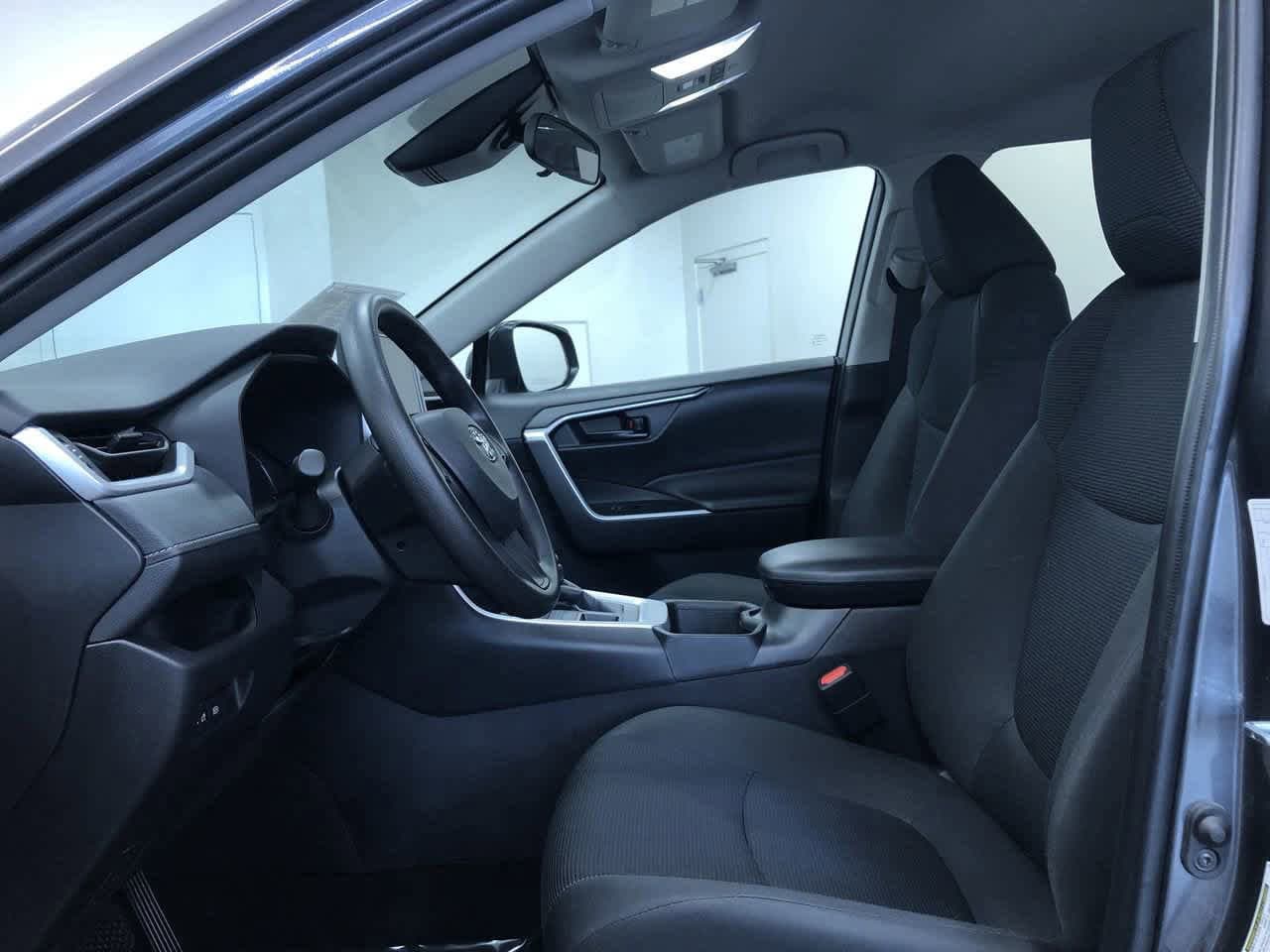 2024 Toyota RAV4 LE 18