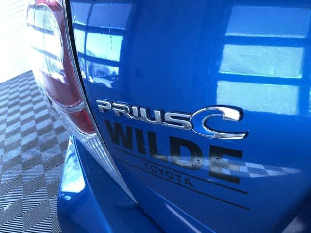 Thumbnail: 2012 Toyota Prius c - 17