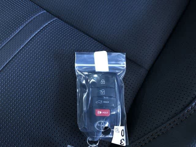 Thumbnail: 2026 Toyota Camry - 31