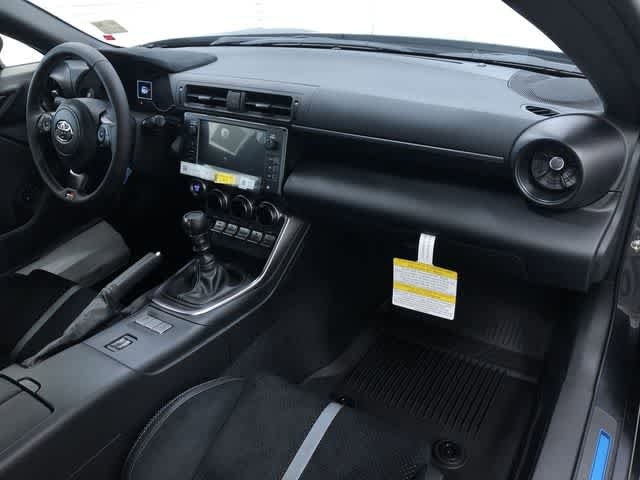 Thumbnail: 2025 Toyota GR86 - 21