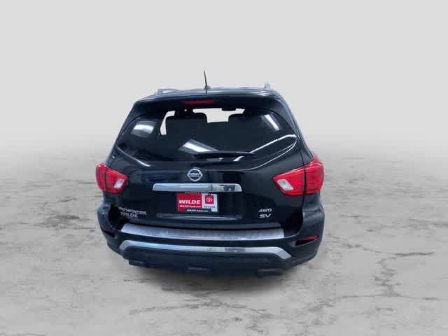 Thumbnail: 2017 Nissan Pathfinder - 9