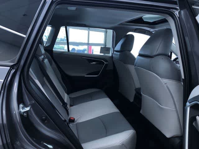 Thumbnail: 2025 Toyota RAV4 - 21