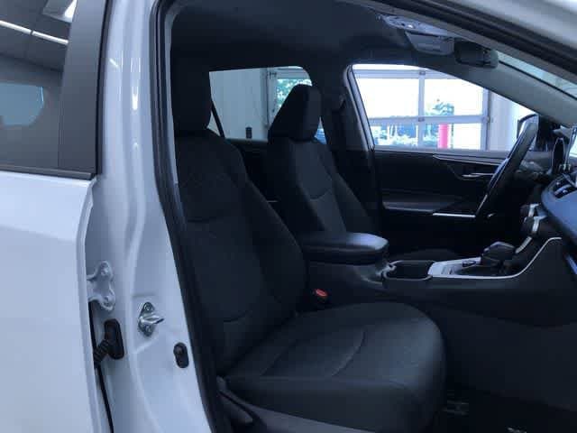 Thumbnail: 2025 Toyota RAV4 - 22