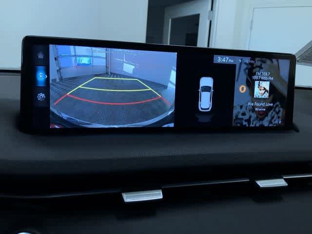 Thumbnail: 2023 Genesis GV70 - 29