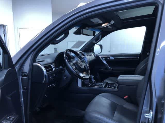 Thumbnail: 2021 Lexus GX - 10