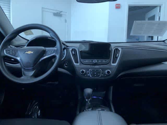 Thumbnail: 2024 Chevrolet Malibu - 18