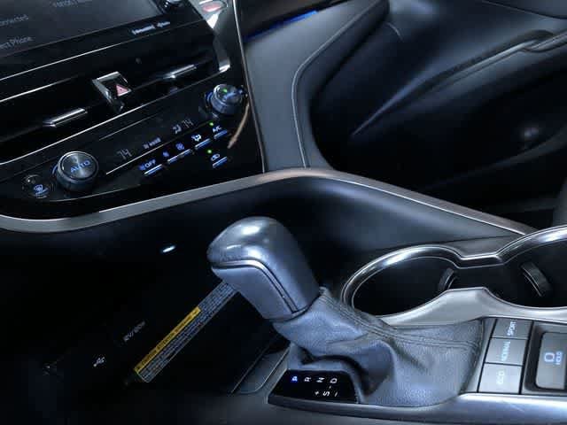 Thumbnail: 2021 Toyota Camry - 22