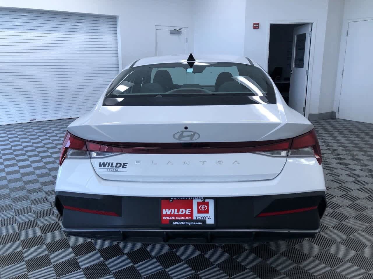 2024 Hyundai Elantra SEL 13
