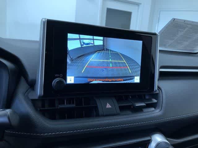 Thumbnail: 2025 Toyota RAV4 - 27