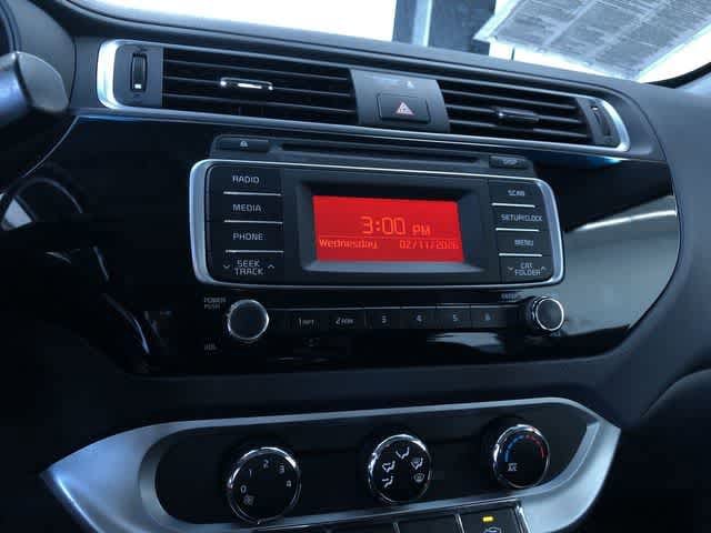 Thumbnail: 2016 Kia Rio - 26