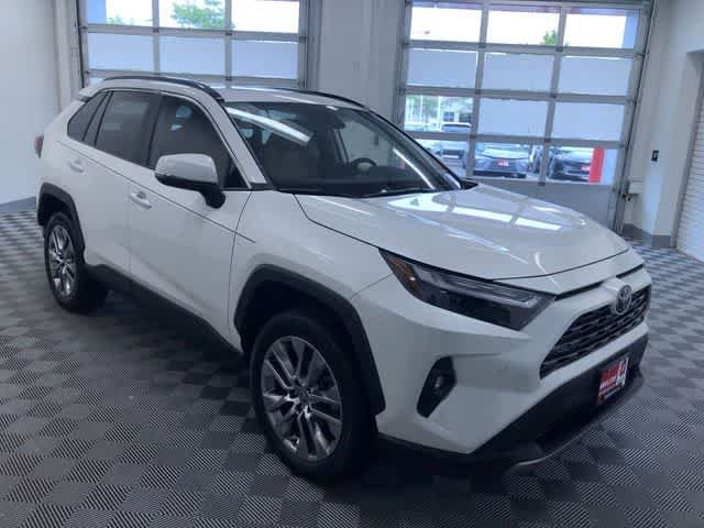 Thumbnail: 2022 Toyota RAV4 - 43