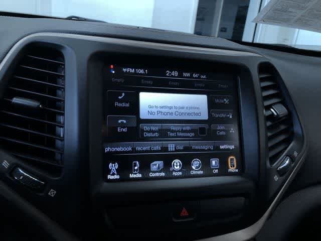 Thumbnail: 2015 Jeep Cherokee - 22
