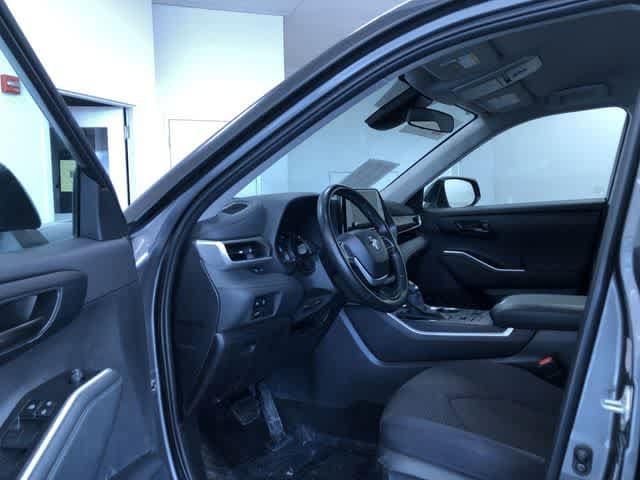 Thumbnail: 2024 Toyota Highlander - 11