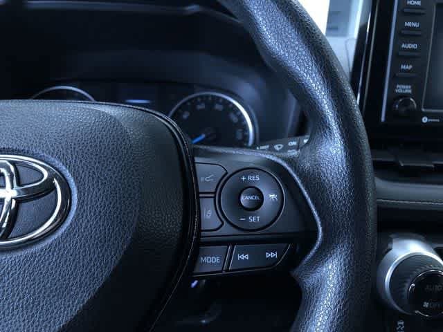 Thumbnail: 2021 Toyota RAV4 - 26