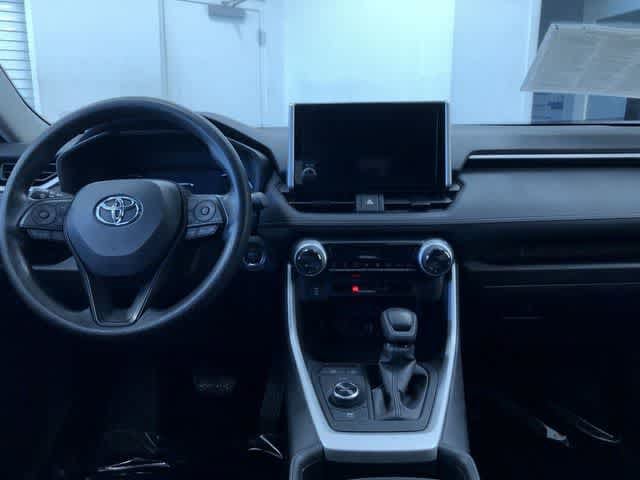 Thumbnail: 2025 Toyota RAV4 - 17