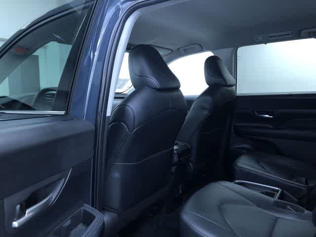 Thumbnail: 2025 Toyota Grand Highlander - 21