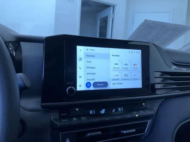 Thumbnail: 2025 Toyota Camry - 30