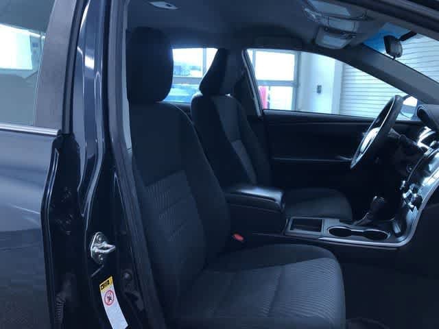 Thumbnail: 2017 Toyota Camry - 22