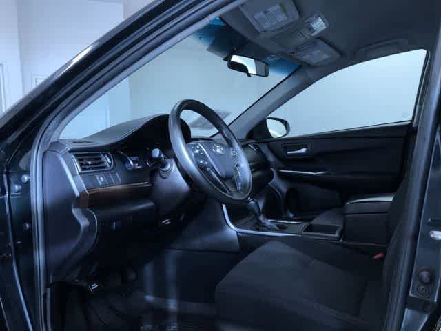 Thumbnail: 2017 Toyota Camry - 11