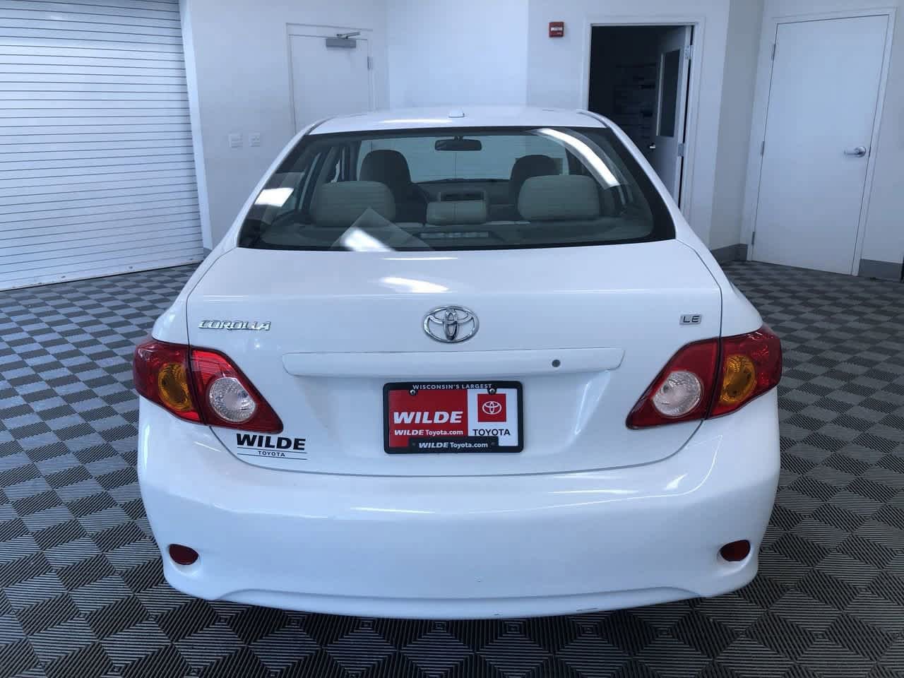 Thumbnail: 2009 Toyota Corolla - 13