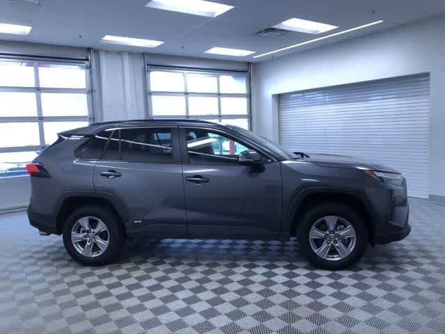 Thumbnail: 2025 Toyota RAV4 - 35