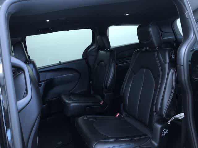 Thumbnail: 2025 Chrysler Pacifica - 20