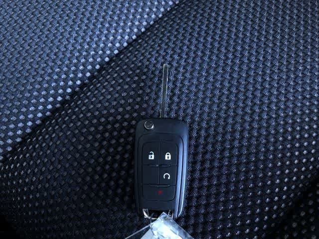 Thumbnail: 2015 Chevrolet Equinox - 31