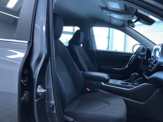 Thumbnail: 2024 Toyota Highlander - 24