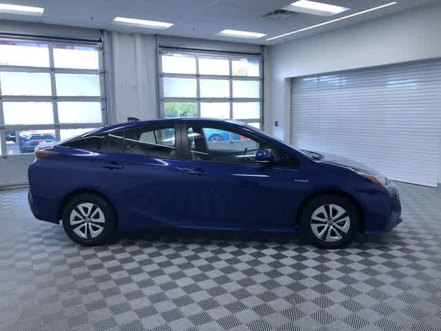Thumbnail: 2016 Toyota Prius - 34