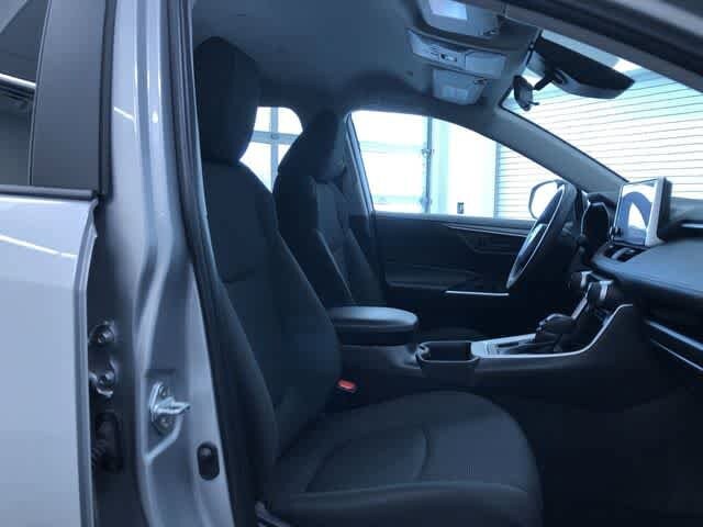 Thumbnail: 2024 Toyota RAV4 - 22