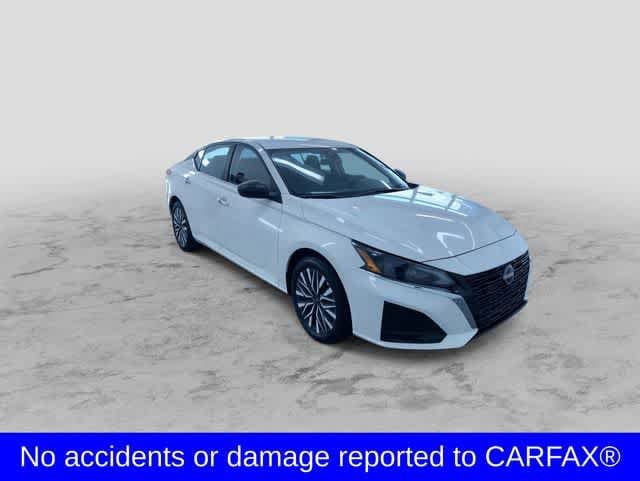 Thumbnail: 2025 Nissan Altima - 3