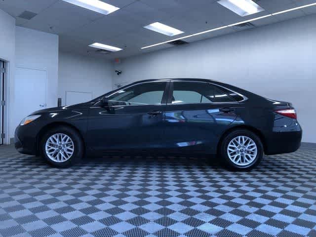 Thumbnail: 2016 Toyota Camry - 11