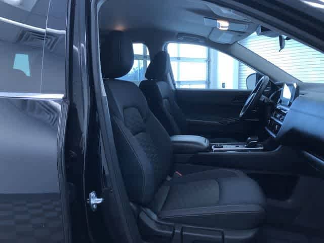 Thumbnail: 2025 Nissan Pathfinder - 22