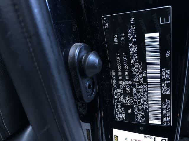 Thumbnail: 2017 Toyota 4Runner - 32