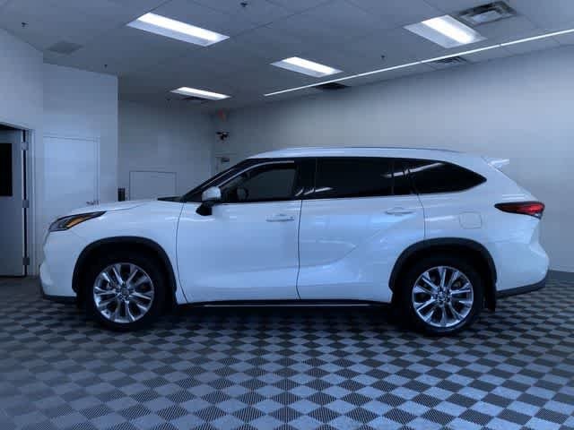 Thumbnail: 2021 Toyota Highlander - 11